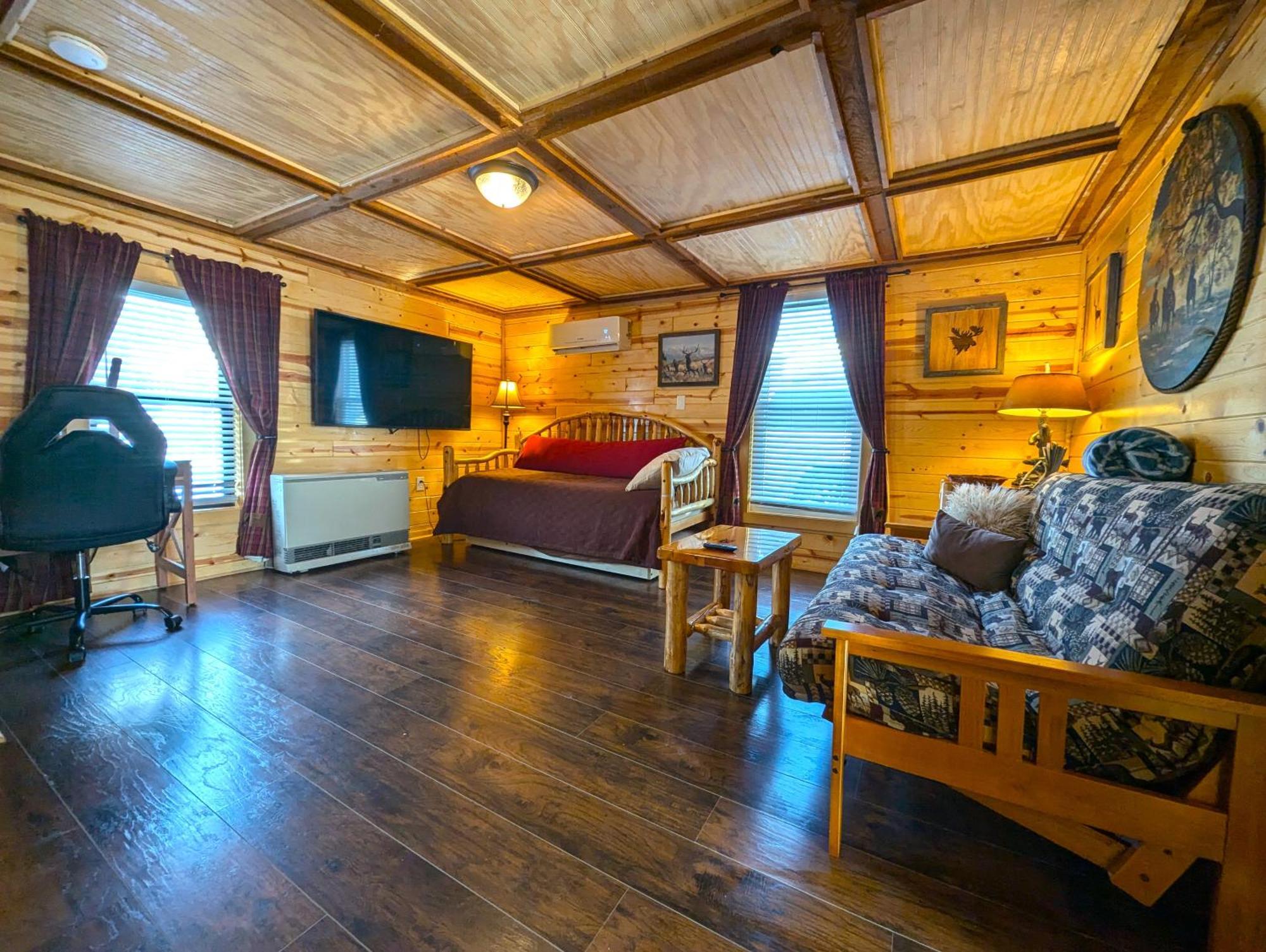 Yellowstone Treasure Guesthouses On The River Гардінер Екстер'єр фото